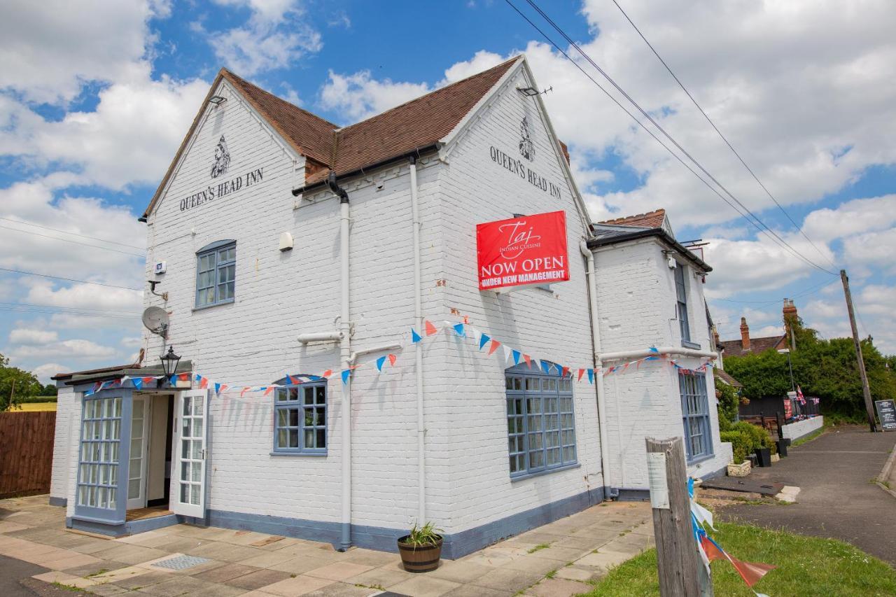 איבשאם Queens Head Inn מראה חיצוני תמונה
